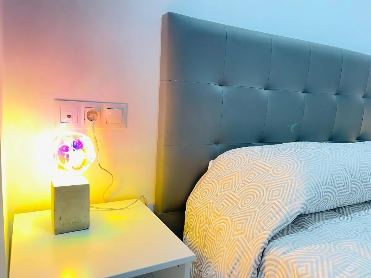 Апартаменты Apartamento Familiar Cyb A6 Торремолинос