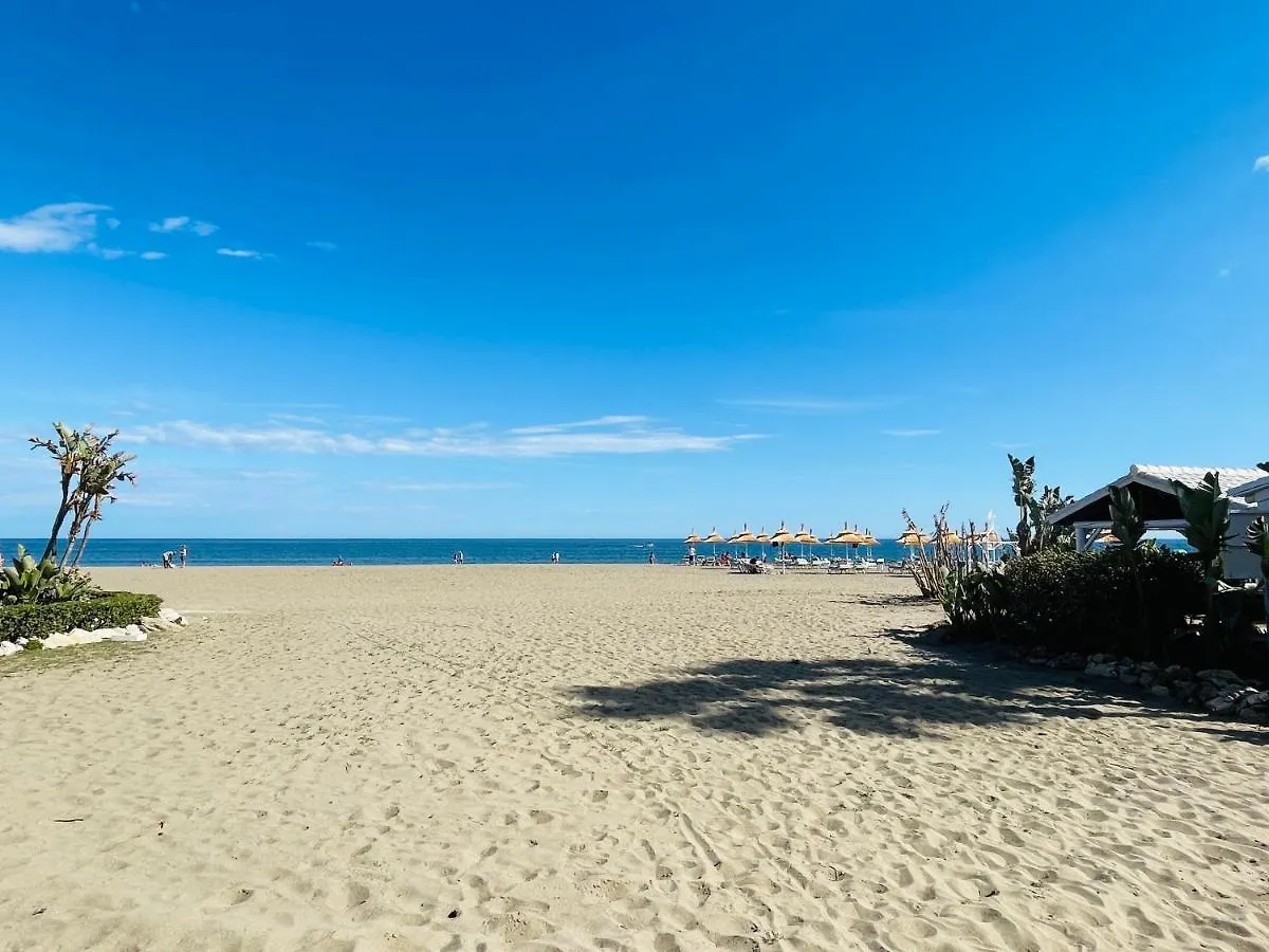 Apartamento Familiar Cyb A6 Apartment Torremolinos 0*,